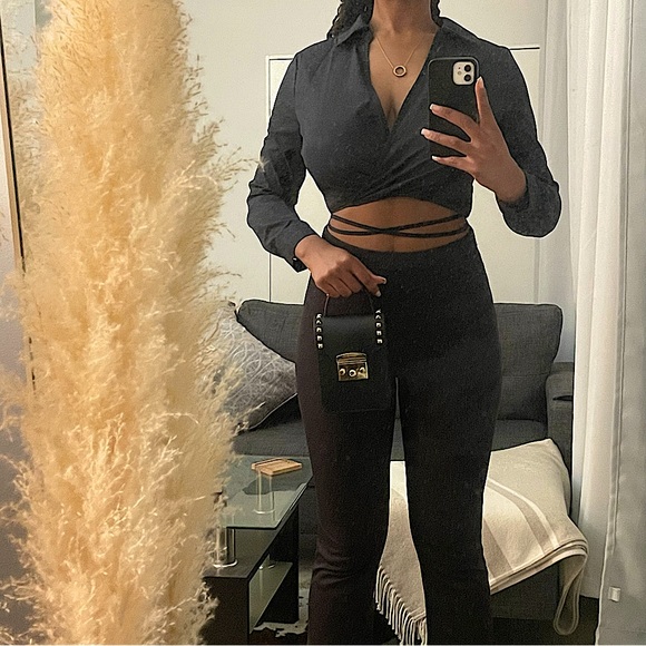 Black Criss Cross Blouse. - Picture 1 of 3